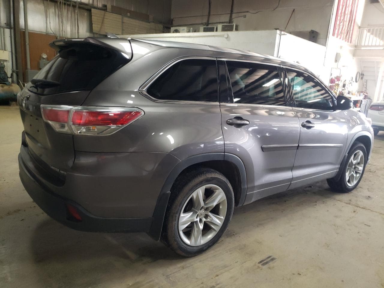 2015 Toyota Highlander Limited - foto 3
