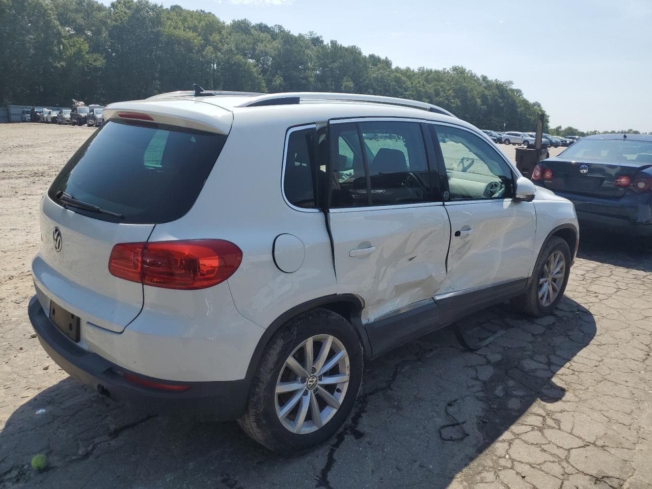2017 Volkswagen Tiguan Wolfsburg - foto 3