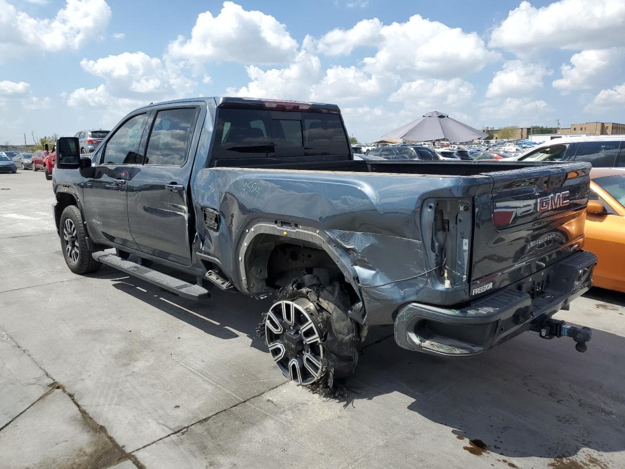2020 GMC Sierra K2500 At4 - foto 2