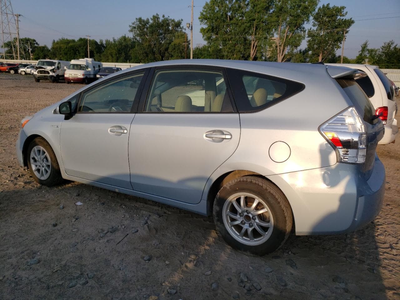 2013 Toyota Prius V Three - foto 2