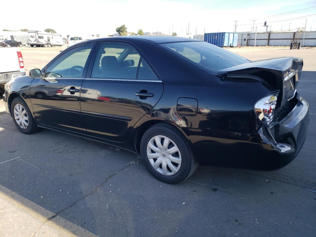 2005 Toyota Camry Le - foto 2