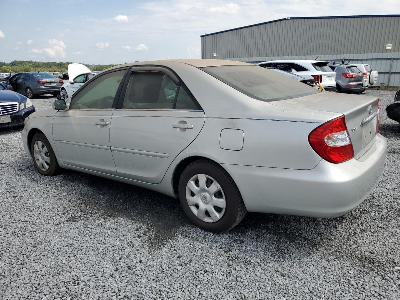 2003 Toyota Camry Le - foto 2