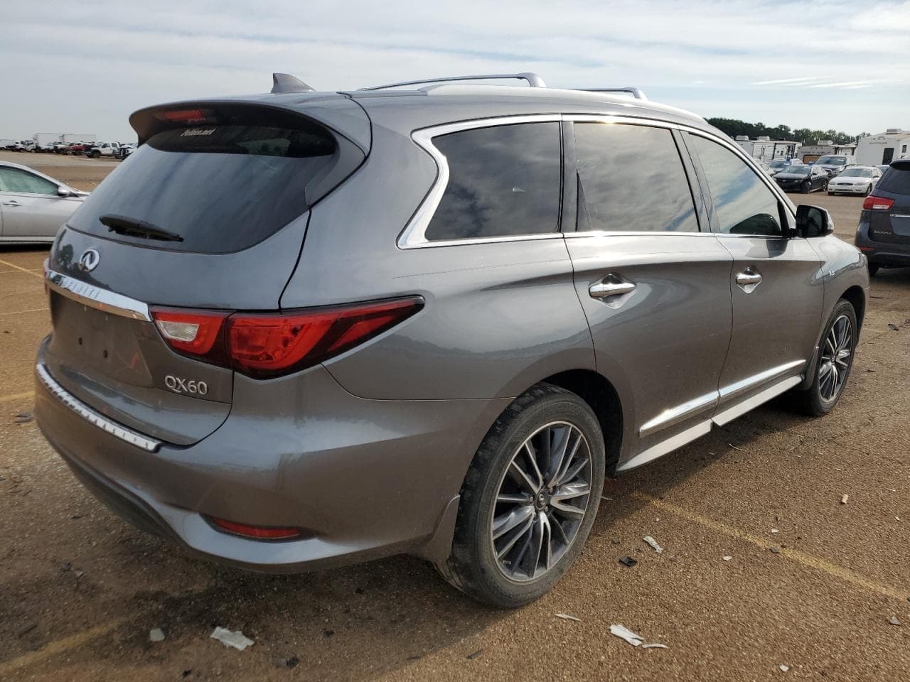 2016 Infiniti Qx60 - foto 3