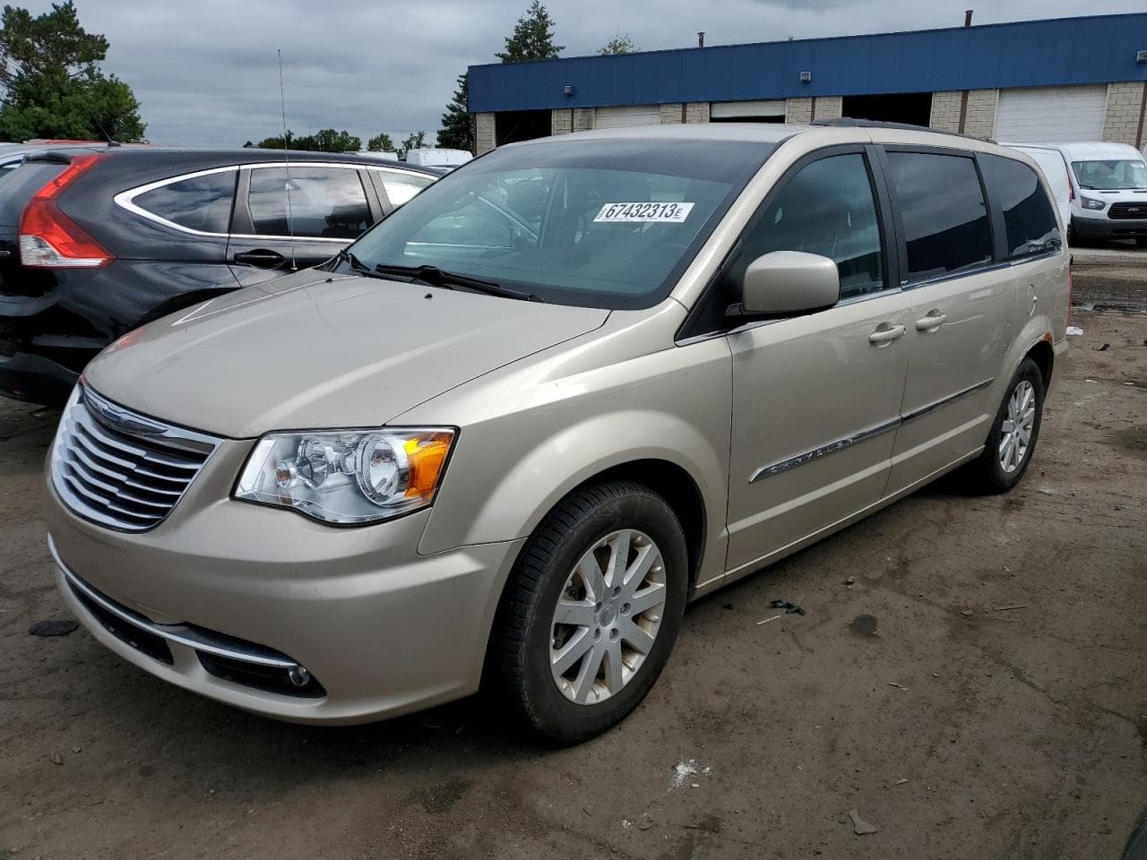 2013 Chrysler Town & Country Touring