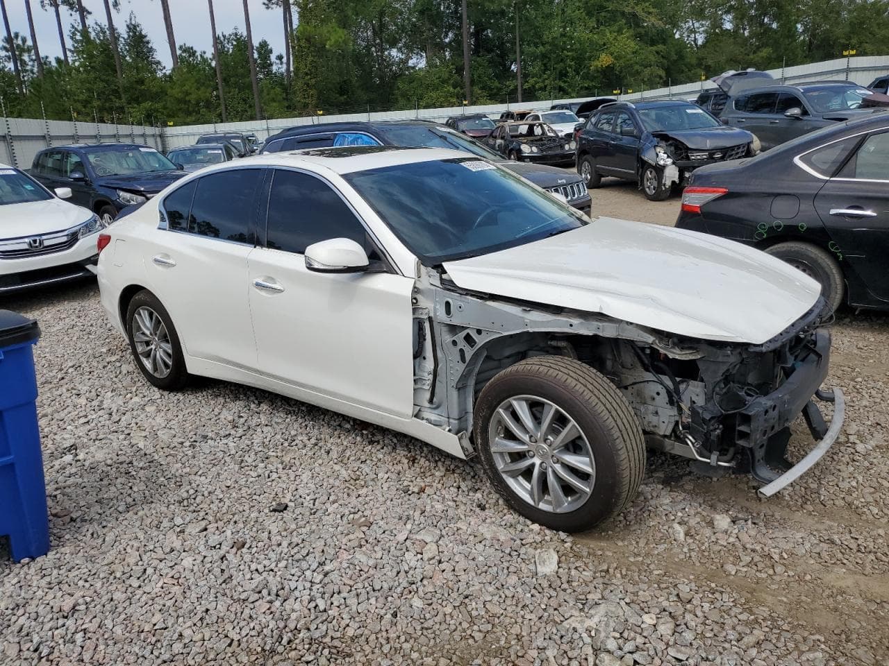 2014 Infiniti Q50 Premium - foto 4