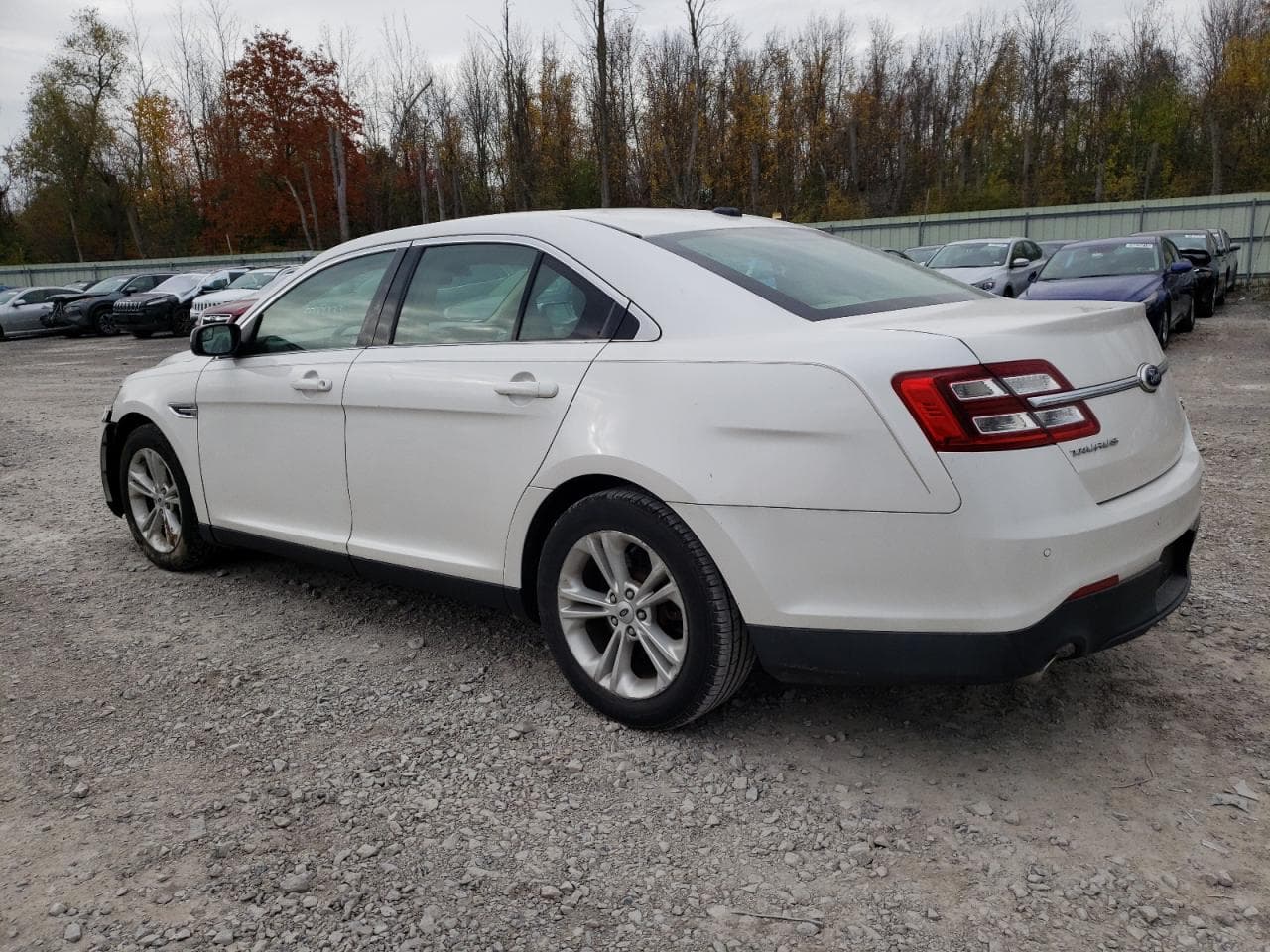 2013 Ford Taurus Sel - foto 2