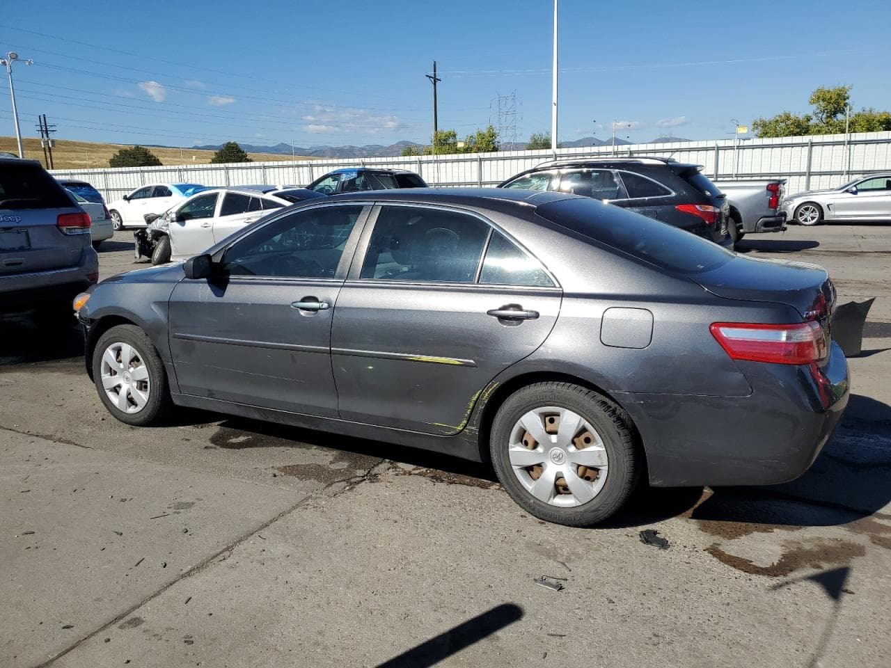 2009 Toyota Camry Le - foto 2