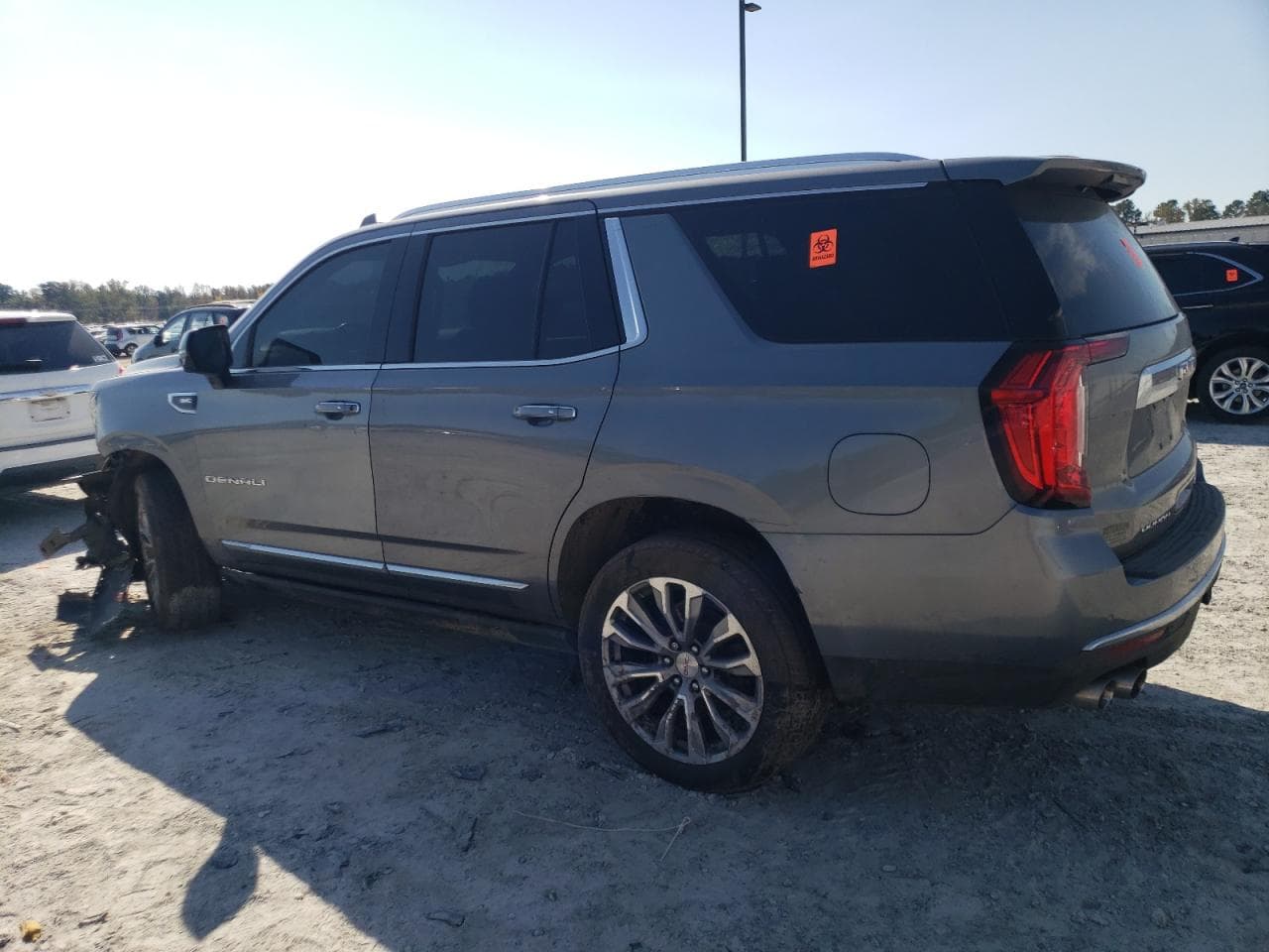 2021 GMC Yukon Denali - foto 2