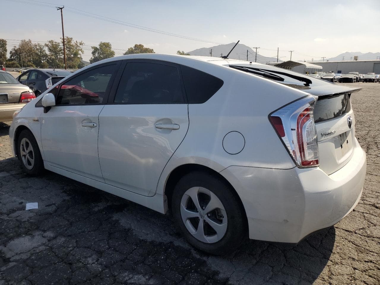 2013 Toyota Prius Two - foto 2