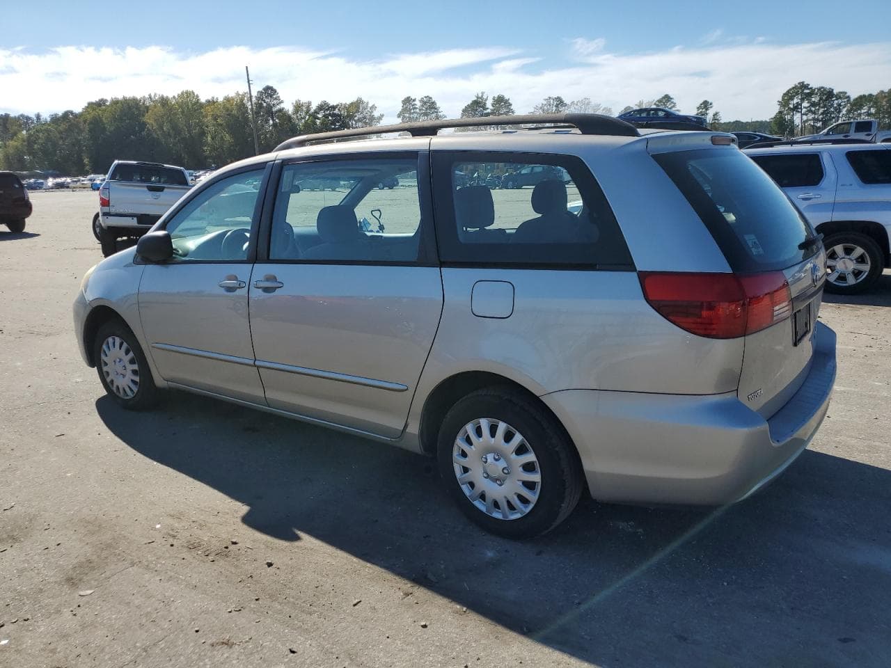 2005 Toyota Sienna Ce - foto 2