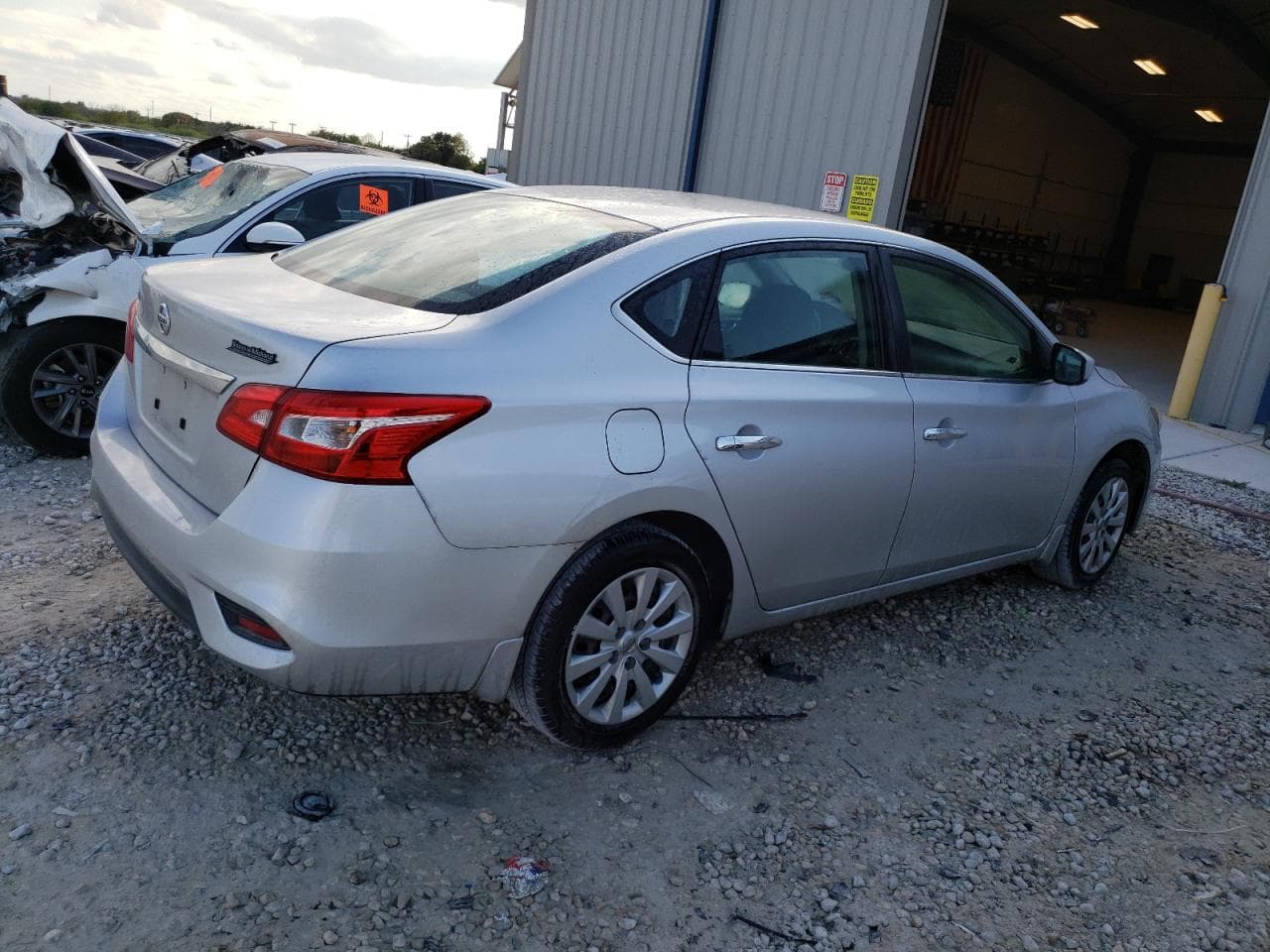 2019 Nissan Sentra S - foto 3