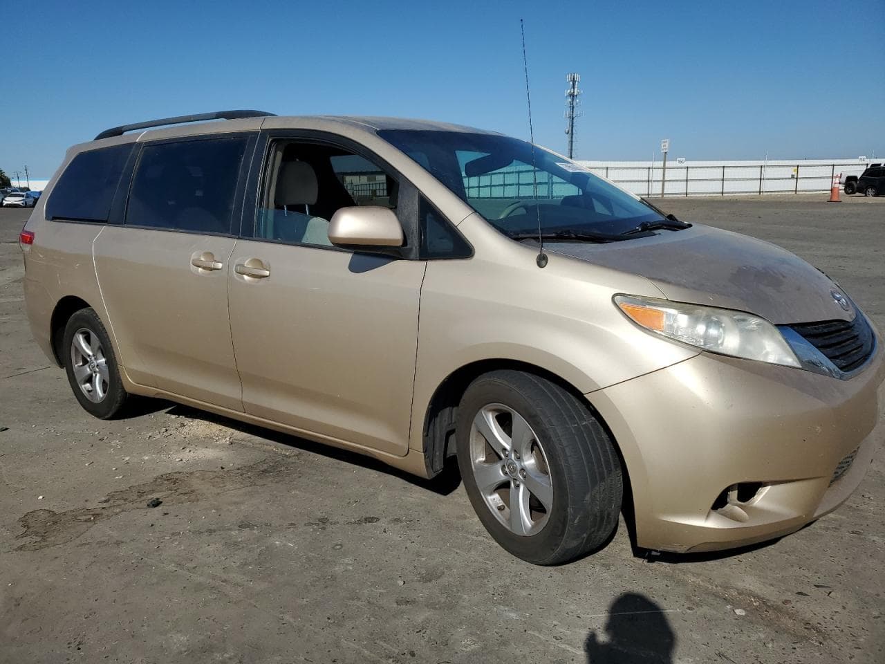 2013 Toyota Sienna Le - foto 4