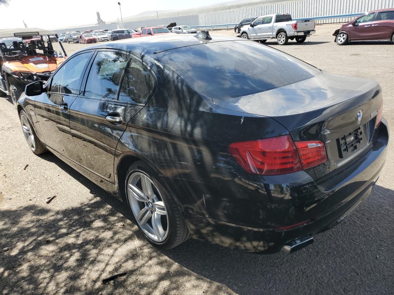 2011 BMW 550 I - foto 2