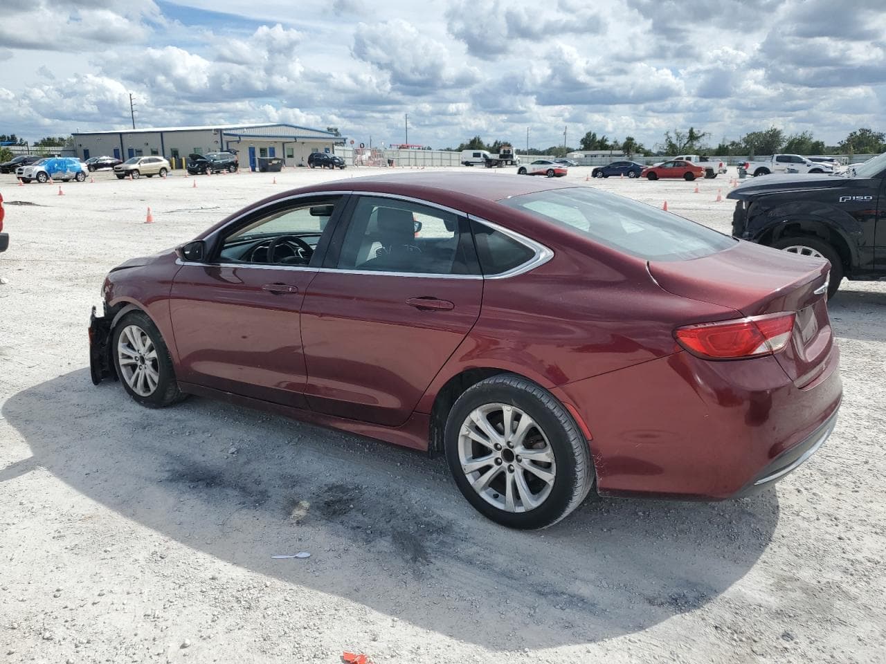 2015 Chrysler 200 Limited - foto 2