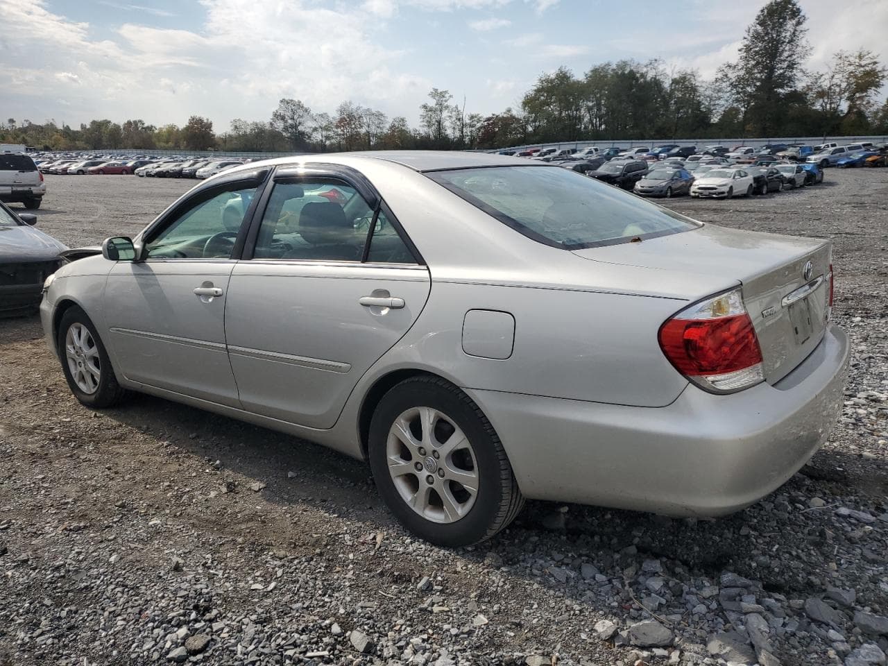 2005 Toyota Camry Xle V6 - foto 2