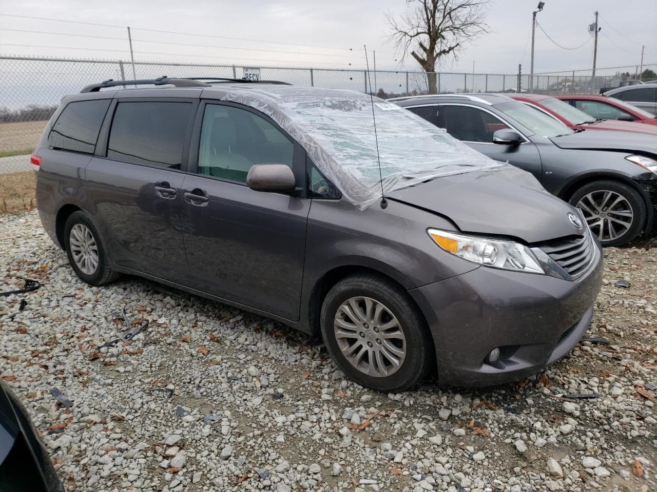 2013 Toyota Sienna Xle - foto 4