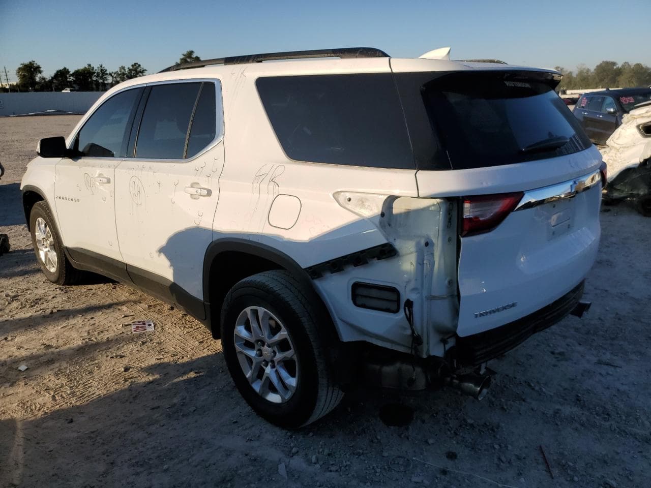 2021 Chevrolet Traverse Lt - foto 2