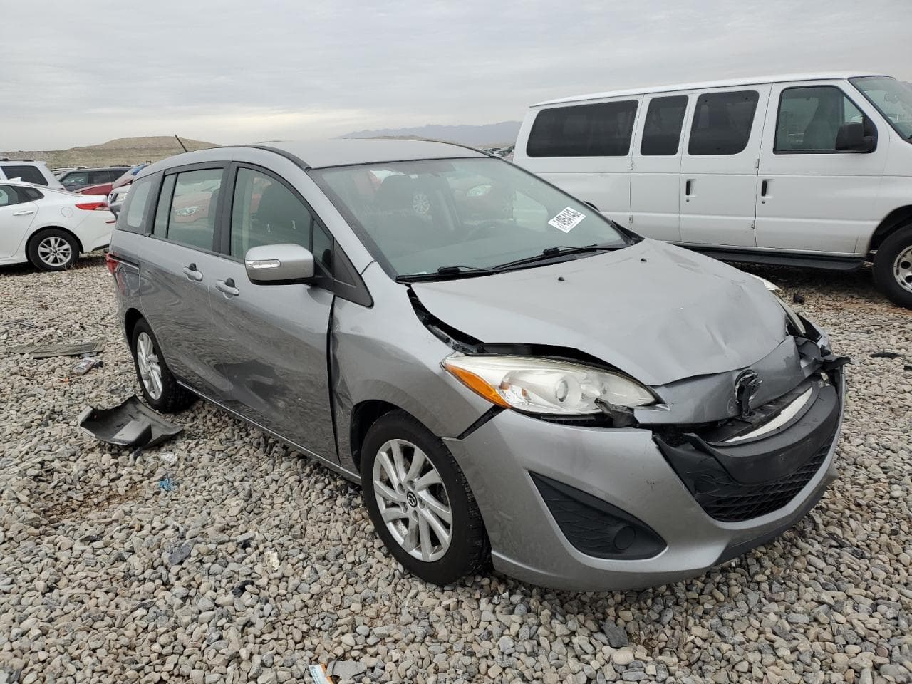 2013 Mazda 5 - foto 4