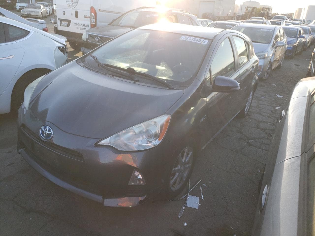 2013 Toyota Prius c z USA