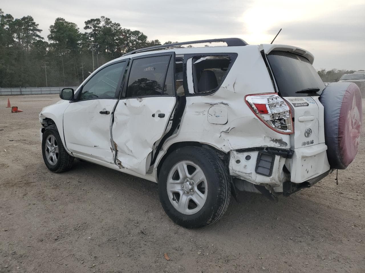 2012 Toyota Rav4 - foto 2