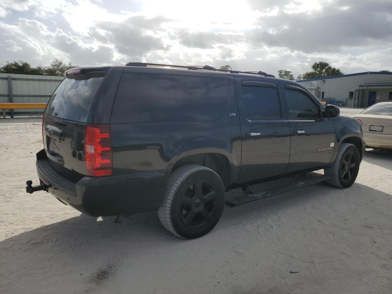2007 Chevrolet Suburban K1500 - foto 3
