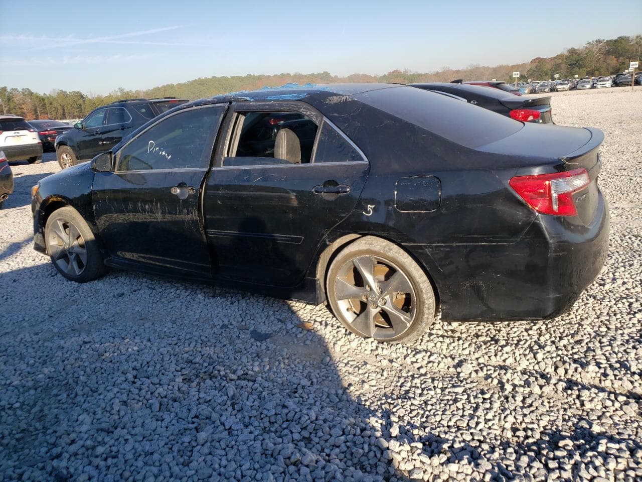 2014 Toyota Camry L - foto 2