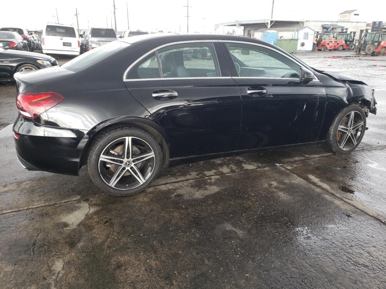 2021 Mercedes-Benz A 220 - foto 3