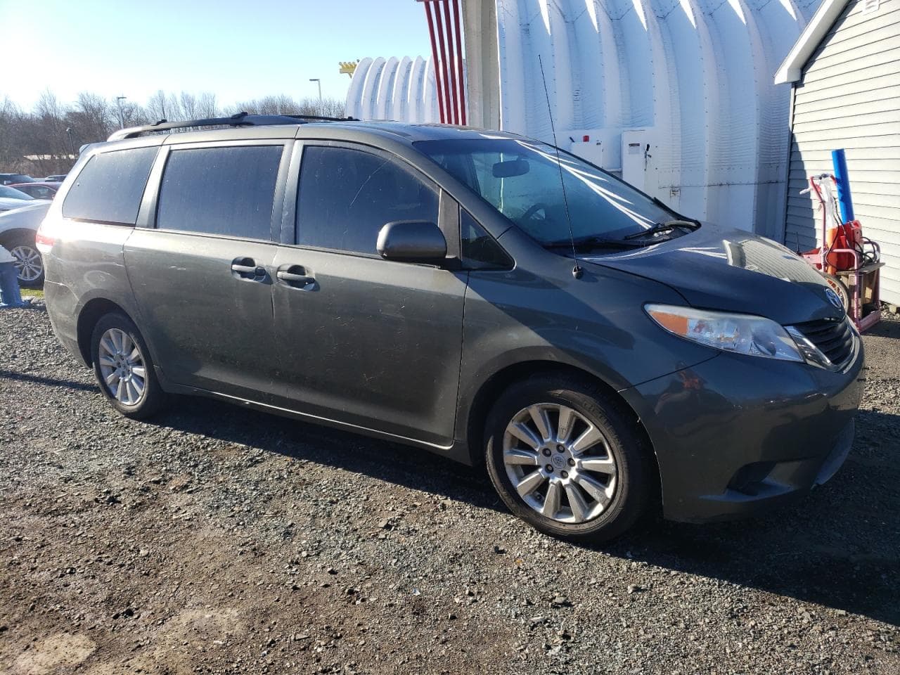 2011 Toyota Sienna Le - foto 4