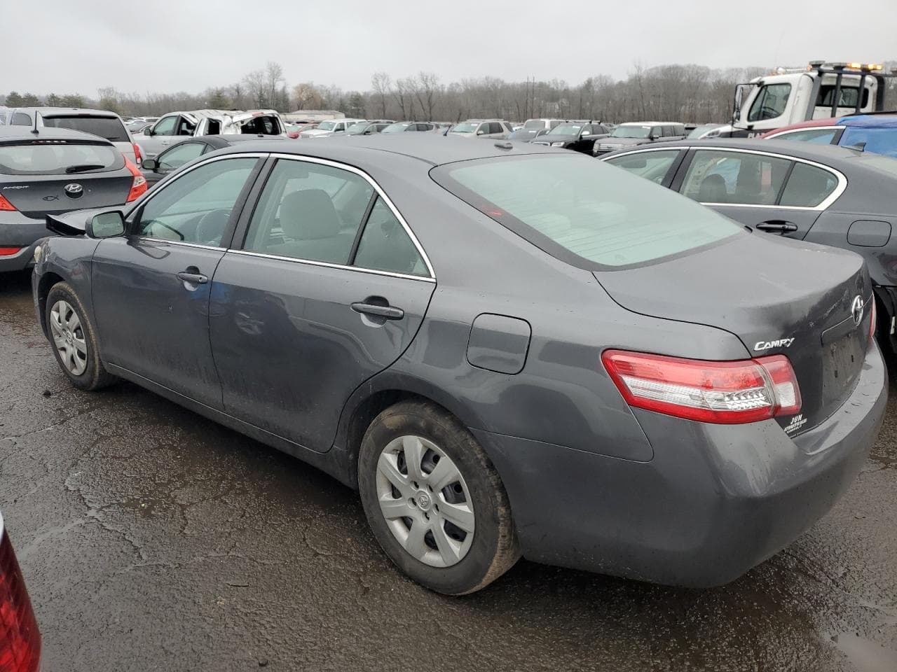 2011 Toyota Camry Le - foto 2