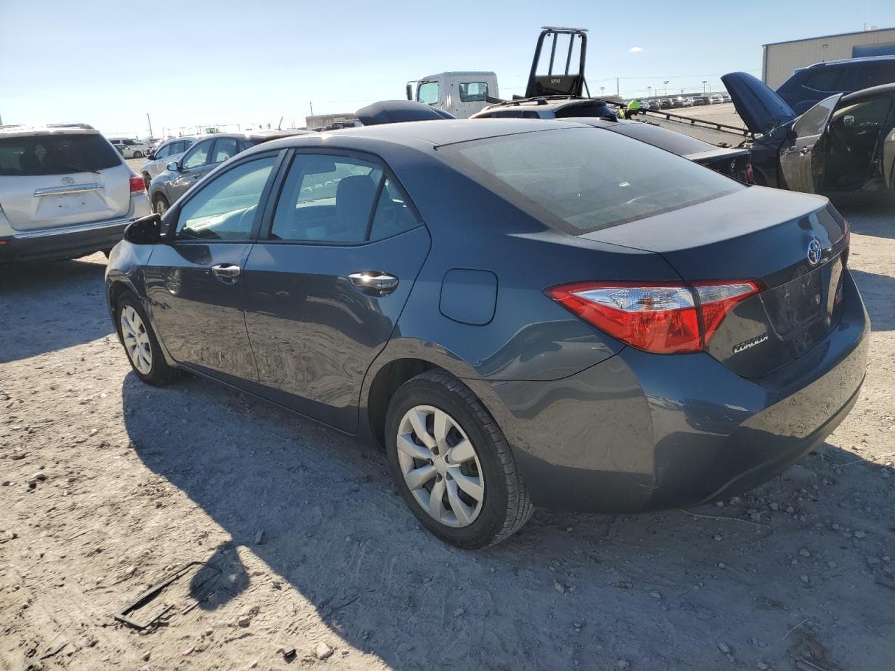 2016 Toyota Corolla Le - foto 2