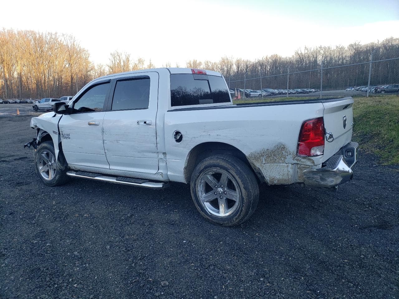 2016 Ram 1500 Slt - foto 2