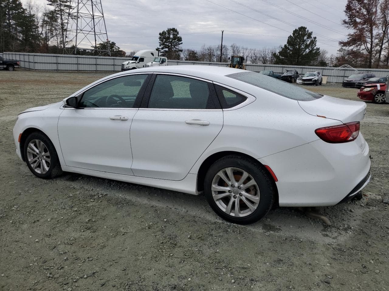 2016 Chrysler 200 Limited - foto 2