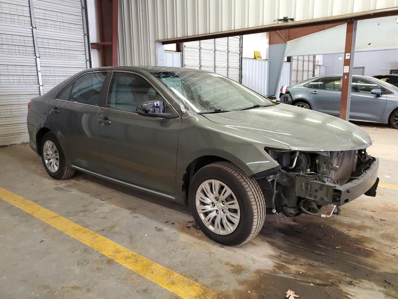 2012 Toyota Camry Base - foto 4