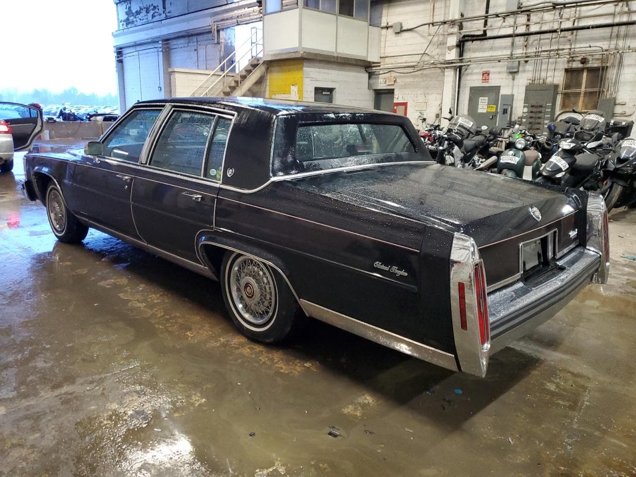 1986 Cadillac Fleetwood Brougham - foto 2